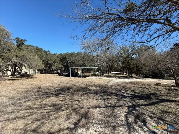 626 W Clark Street, Canyon Lake, TX 78133