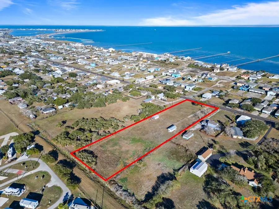 1315 S Church, Rockport, TX 78382 - #3