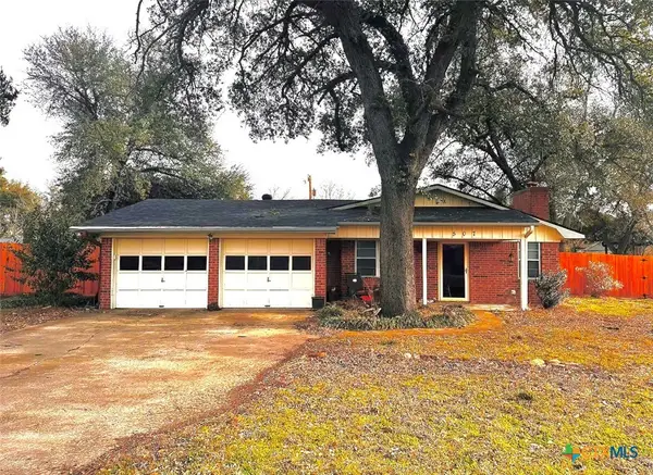 507 E Avenue G, Rosebud, TX 76570