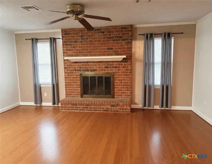 507 E Avenue G, Rosebud, TX 76570 - #3