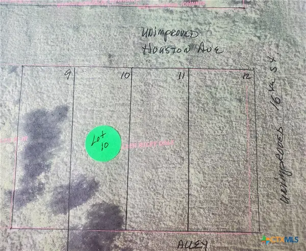 1605 W Houston Avenue, Seadrift, TX 77983