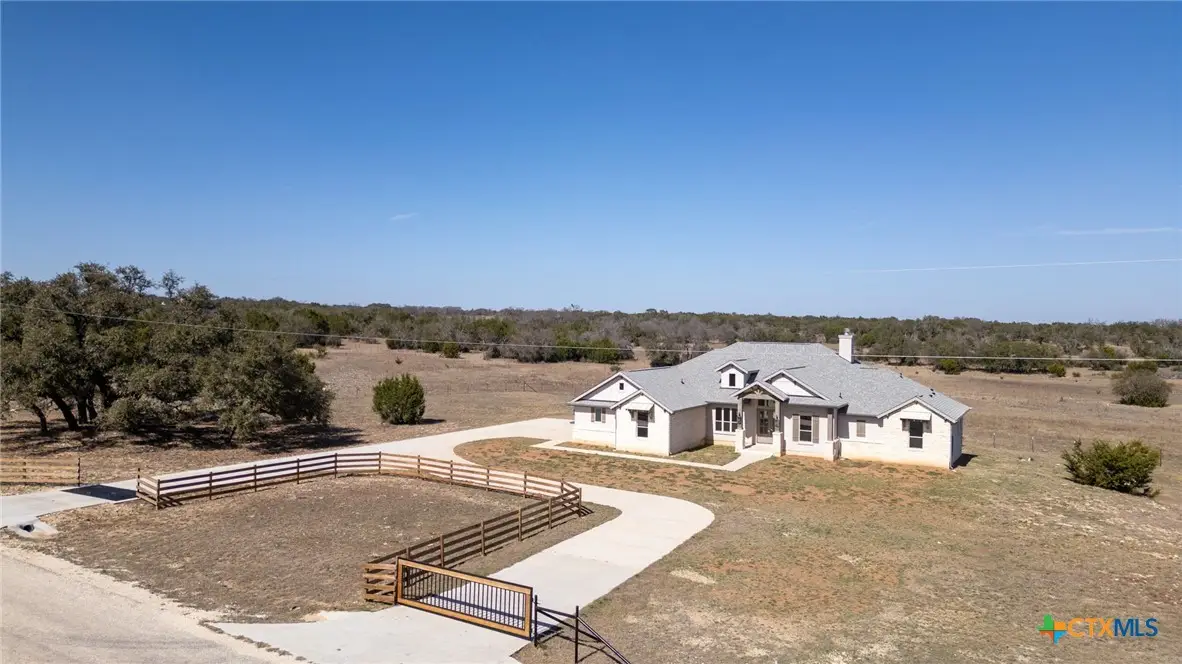 103 Buck Rabbit Road, Briggs, TX 78608 - #1
