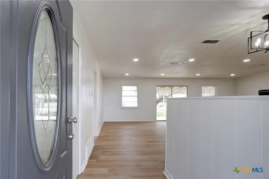 1513 W Main Street, Little River Academy, TX 76554 - #3