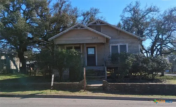 1202 Bridge Street, Lampasas, TX 76550