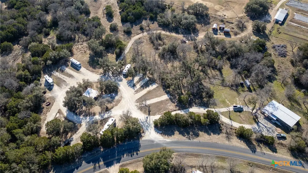 16588 N Us Highway 281, Lampasas, TX 76550 - #1