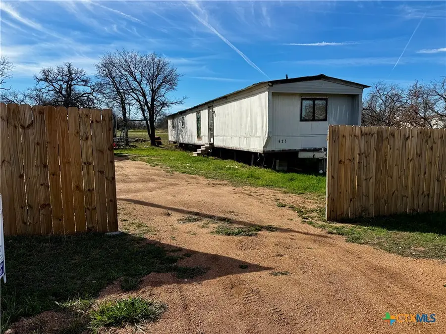 625 Houston Street, Kingsland, TX 78639 - #2