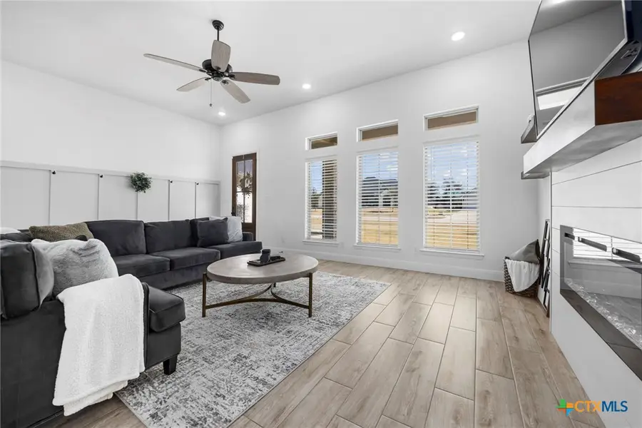 203 Sand Flat Lane, Temple, TX 76502 - #3