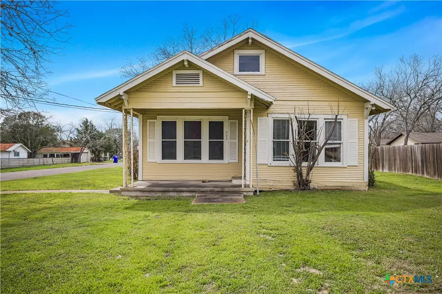 902 Hopkins Street, Yoakum, TX 77995 - #2