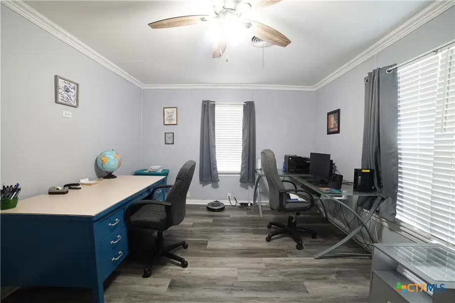 909 W Park Avenue, Temple, TX 76501 - #3