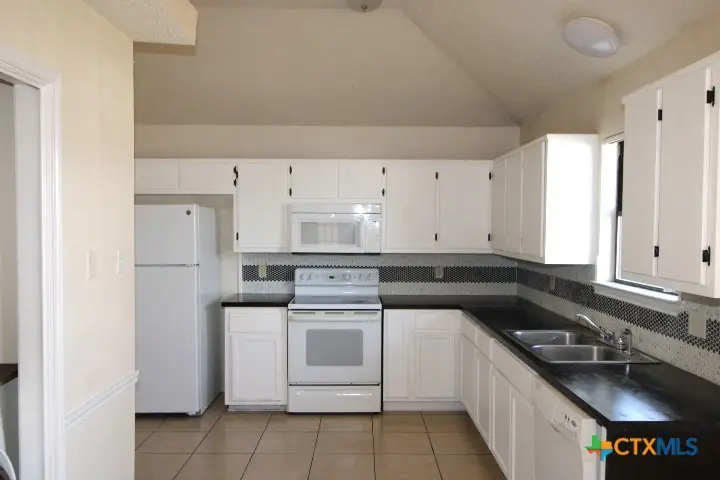 304 Bronc Drive, Copperas Cove, TX 76522 - #3