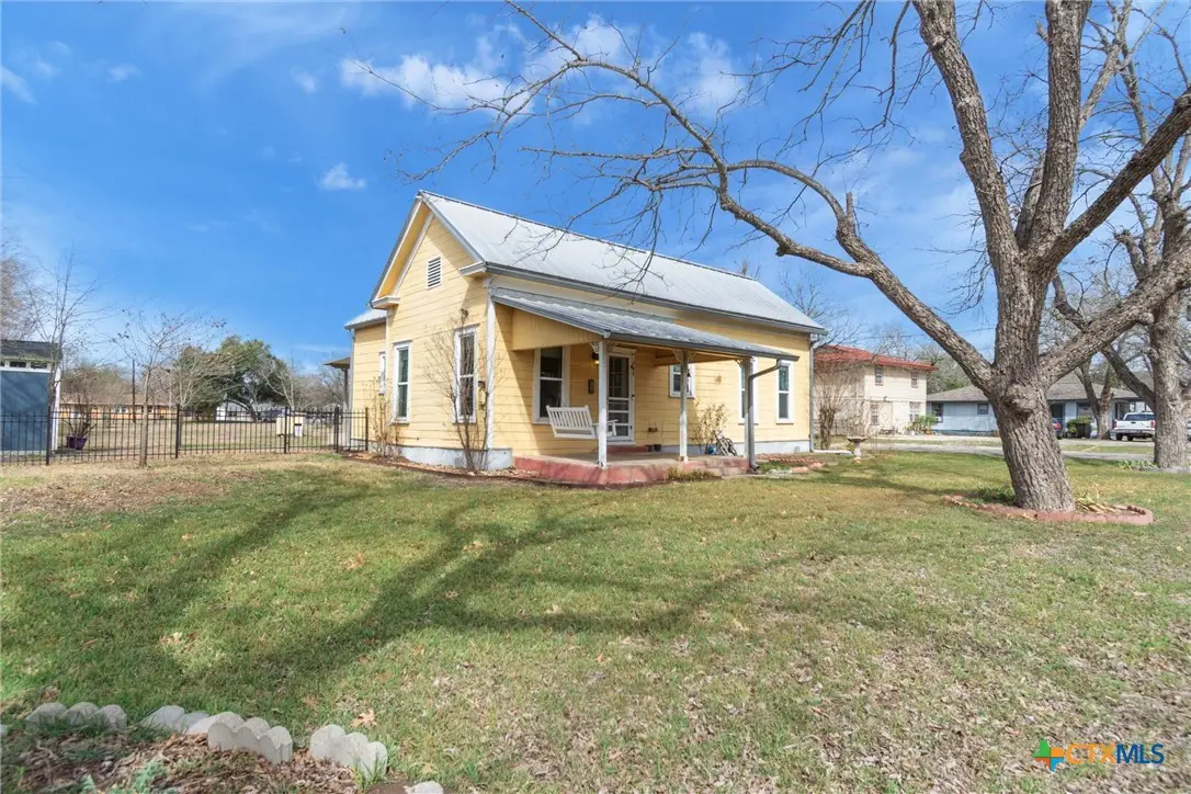 703 Bois D Arc Street, Lockhart, TX 78644 - #1