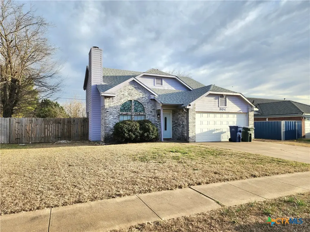 304 E Hogan Drive, Copperas Cove, TX 76522 - #1