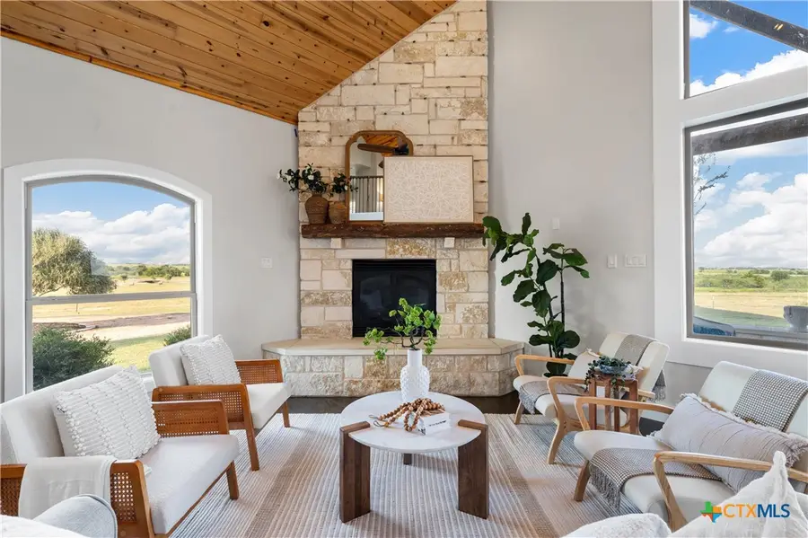 15949 E Us Highway 190, Rogers, TX 76569 - #3