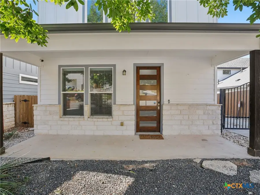 1206 Deloney Street #B, Austin, TX 78721 - #2