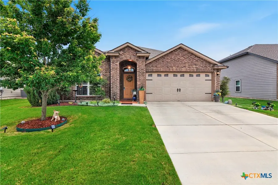 1321 W Nolte Farms Road, Seguin, TX 78155 - #2