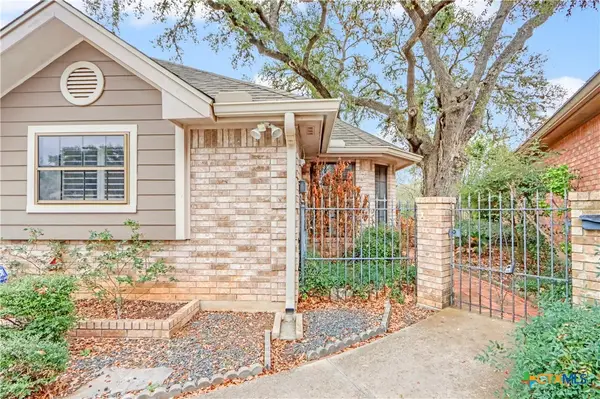 738 Cedar Parkway, Seguin, TX 78155