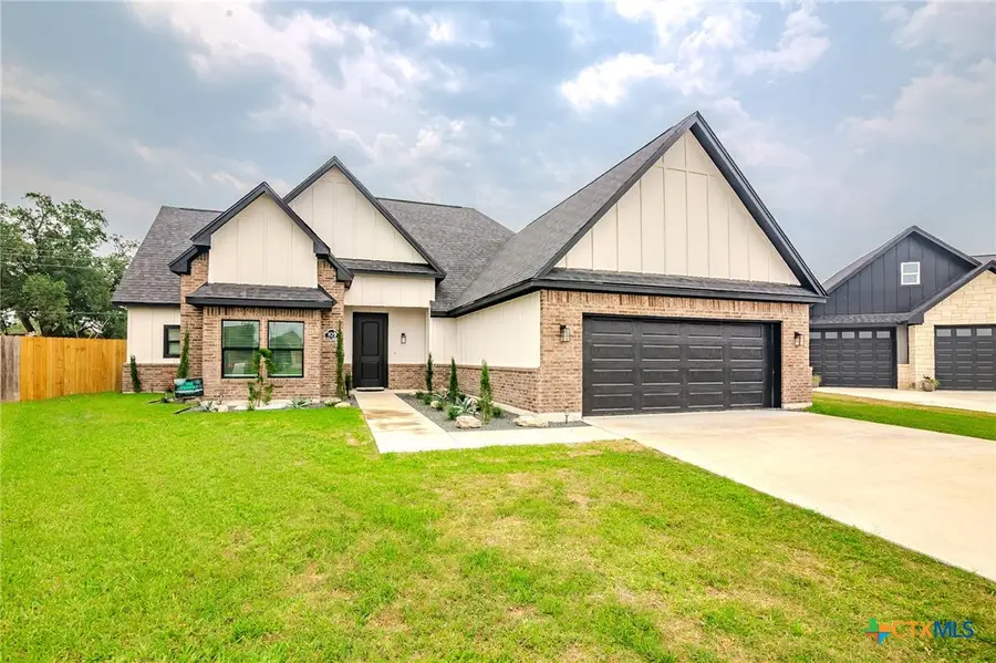 109 Luke Court, Victoria, TX 77904 - #3