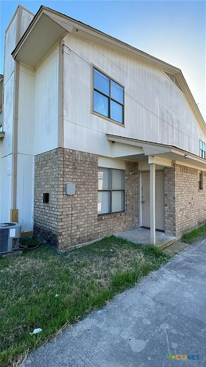 1813 Cedarhill Units A-d Drive, Killeen, TX 76543 - #1