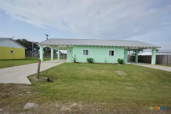 89 A-B Bayview Street, Port O'Connor, TX 77982