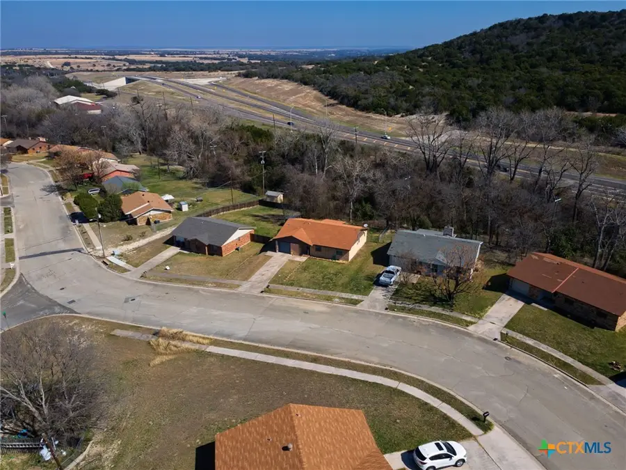 930 Dryden Avenue, Copperas Cove, TX 76522 - #2