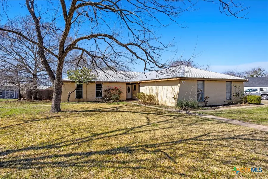 320 Highland Drive, Burnet, TX 78611 - #2