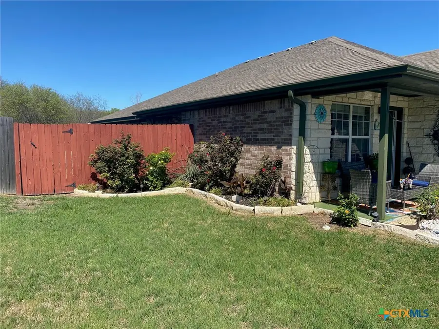 1004 Leah Drive #B, Troy, TX 76579 - #3