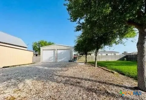 310 N 10th Street, Port O'Connor, TX 77982