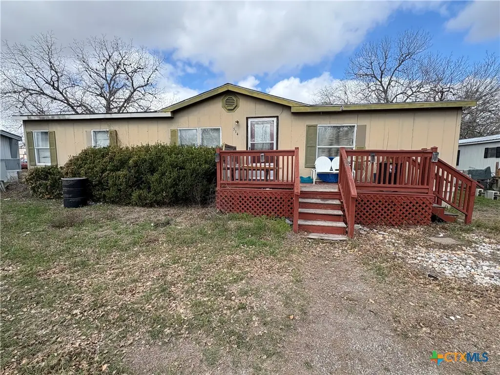 514 S Gonzales Street, Cuero, TX 77954 - #1
