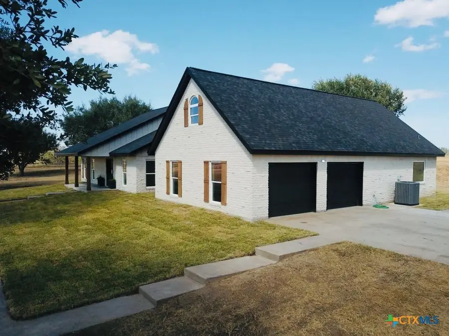 1284 County Road 335, Shiner, TX 77984 - #3