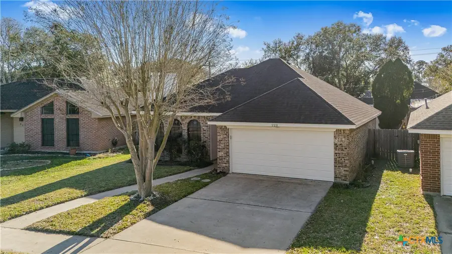 223 Spur Drive, Victoria, TX 77904 - #3