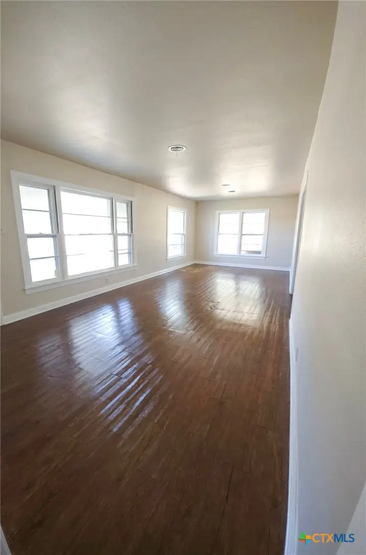 2006 N Wheeler Street, Victoria, TX 77901 - #2