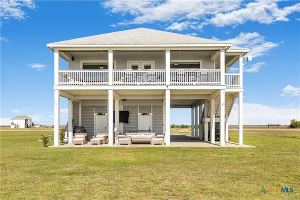 299 Bay Drive, Palacios, TX 77465