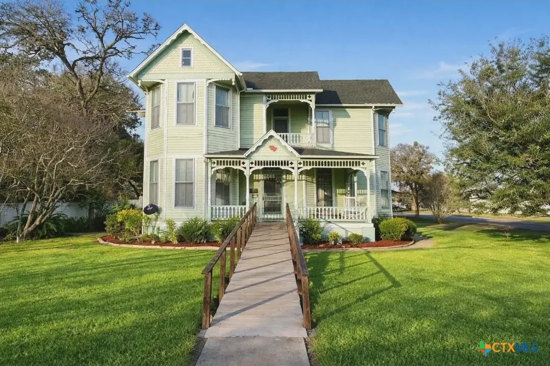 408 E Prairie Street, Cuero, TX 77954 - #1