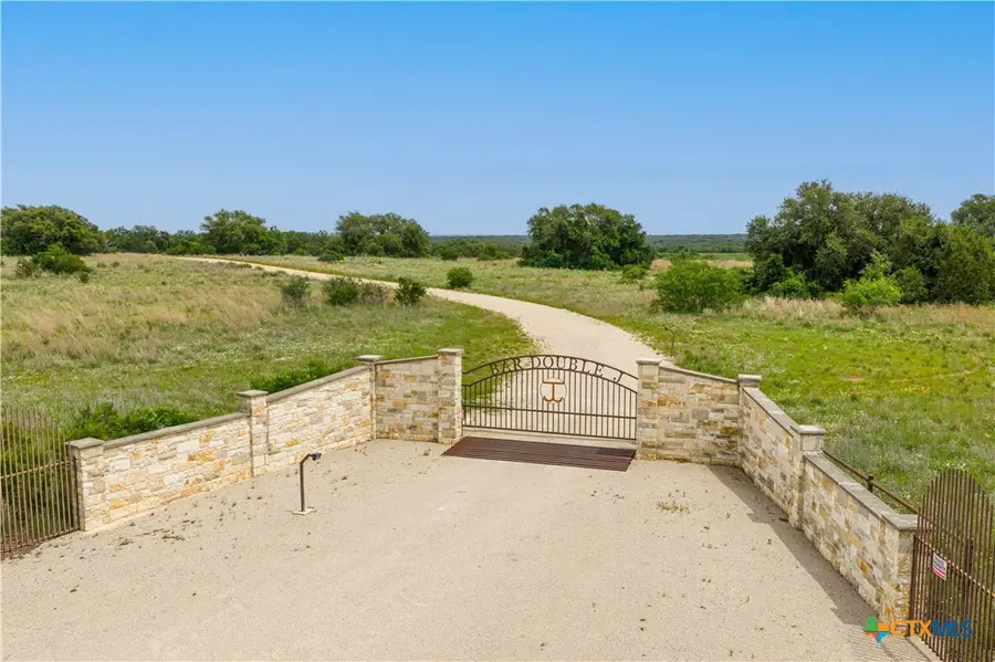 630 N Cr 531, Mullin, TX 76864 - #2