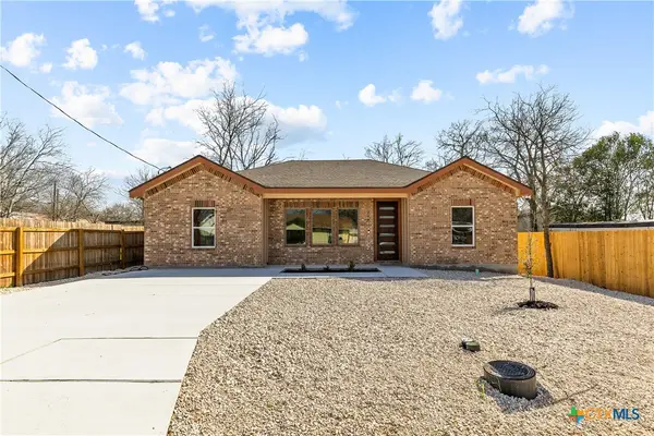 209 Troell Street, Seguin, TX 78155
