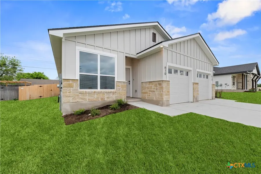 610 Campus Street, Troy, TX 76579 - #2