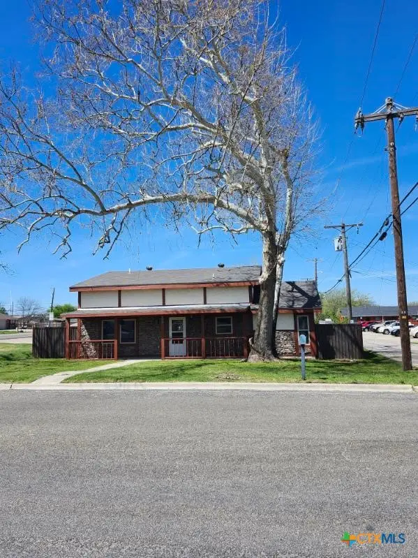 303 N 7th Street, Copperas Cove, TX 76522 - #3