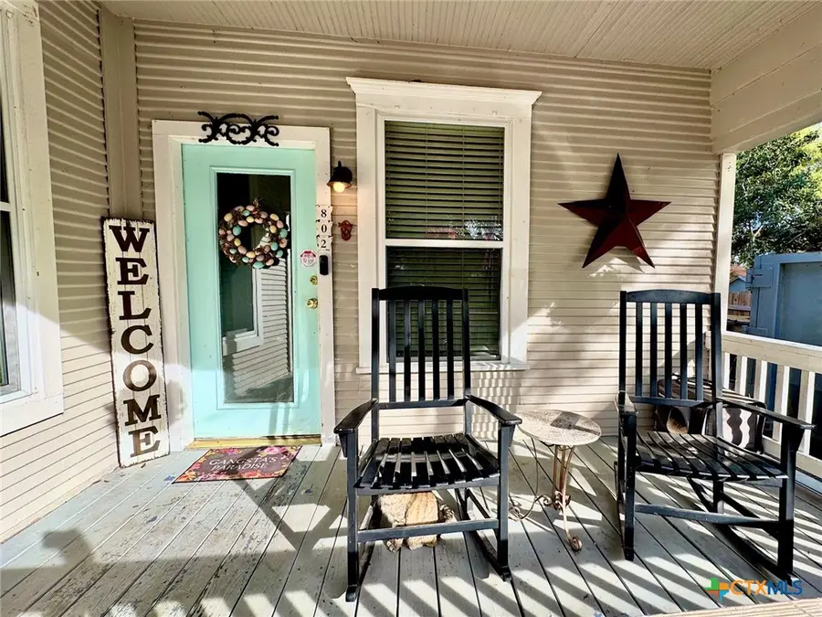 802 Hudgins Street, Smithville, TX 78957 - #2