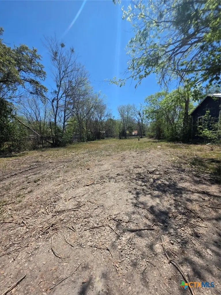 941 Matamoros Street, Seguin, TX 78155 - #3