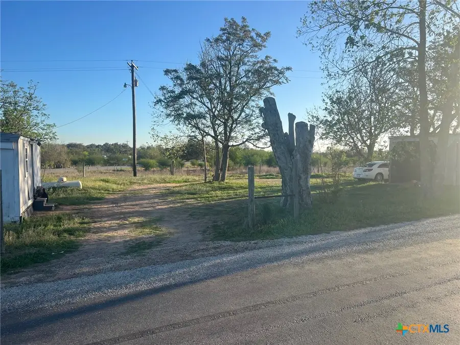 37 Hannessee Road, Cuero, TX 77954 - #3