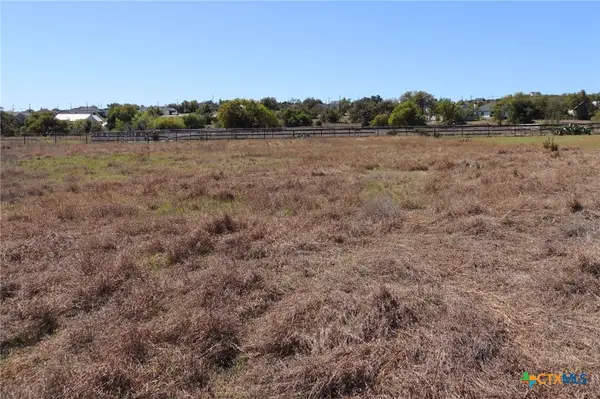 510 John Price, Blanco, TX 78606