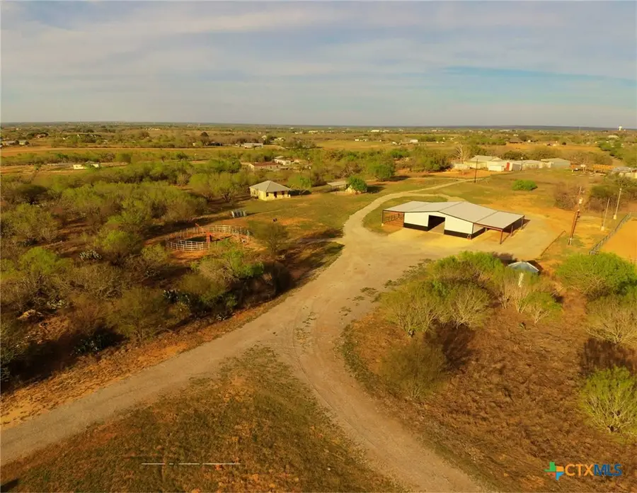 1980 County Road 361, La Vernia, TX 78121 - #3