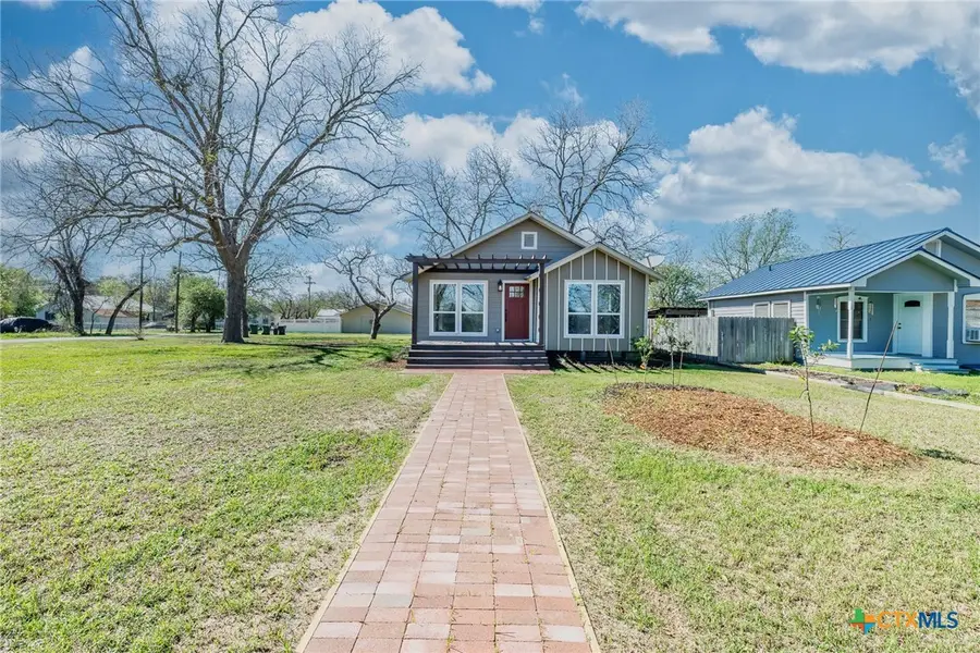 403 W French Street, Cuero, TX 77954 - #2