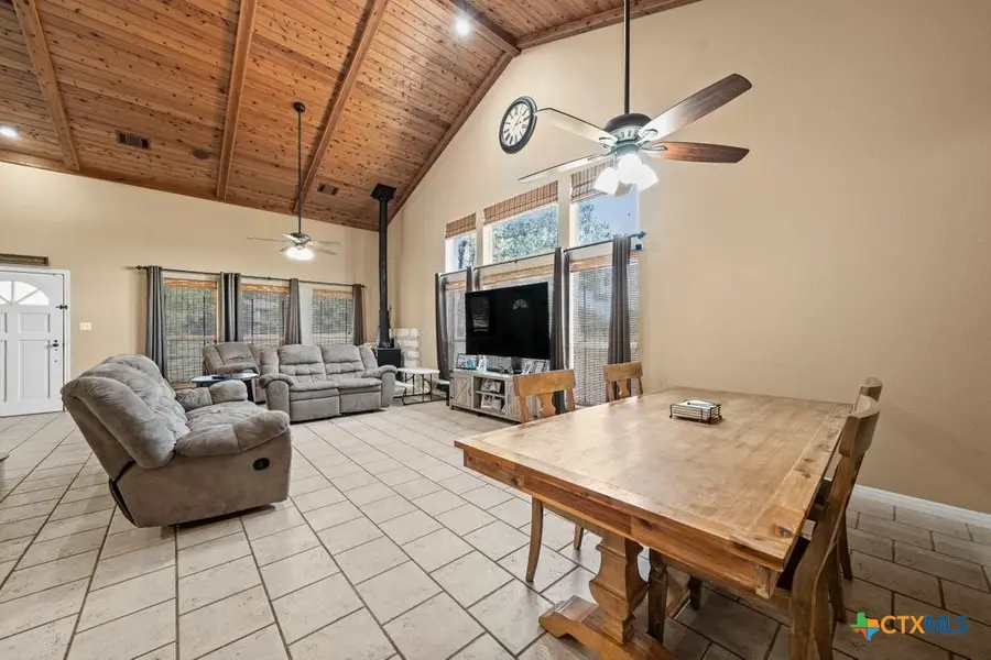 1100 Martindale Falls Road, Martindale, TX 78655 - #2