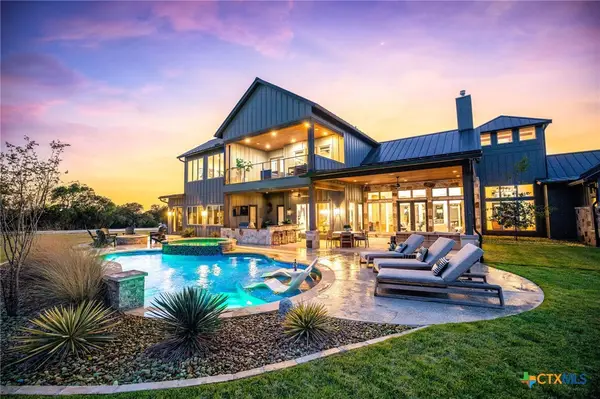 260 Bear Creek Trail, New Braunfels, TX 78132