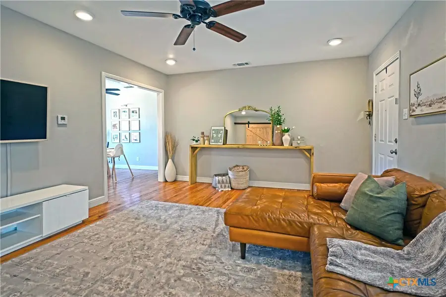 315 Winburn Avenue, Schertz, TX 78154 - #3