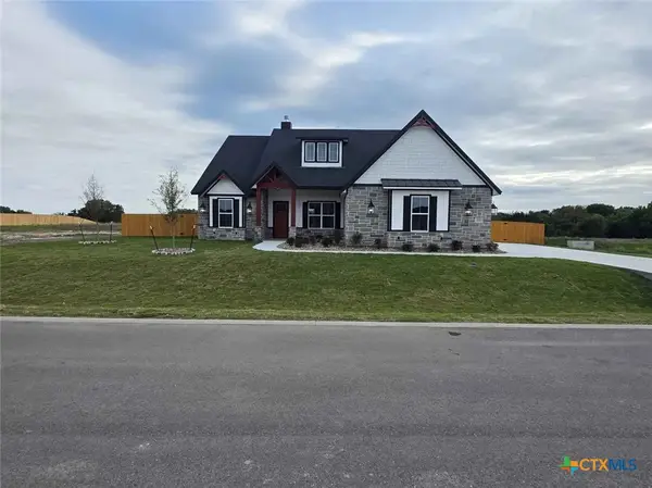 11151 Golden Eagle Avenue, Salado, TX 76571