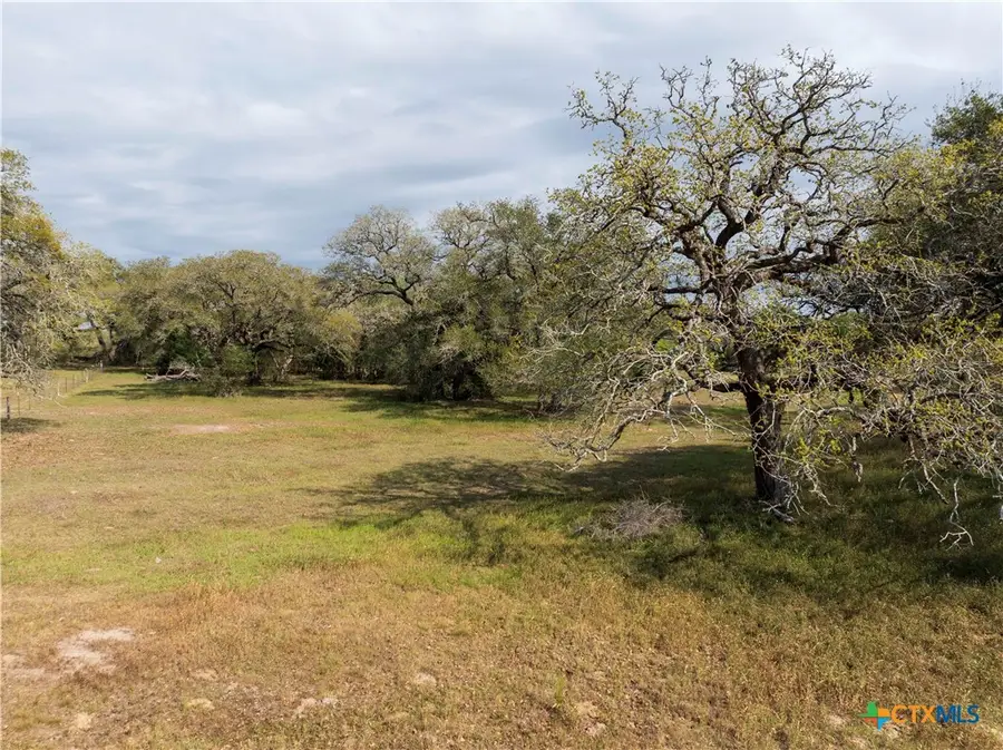 000 County Road 1h, Hallettsville, TX 77964 - #2