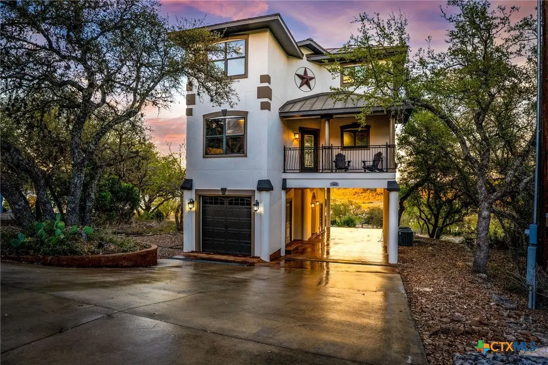 1065 Hillcrest Forest, Canyon Lake, TX 78133 - #1