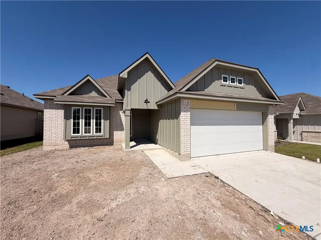 122 University Avenue, Troy, TX 76579 - #1